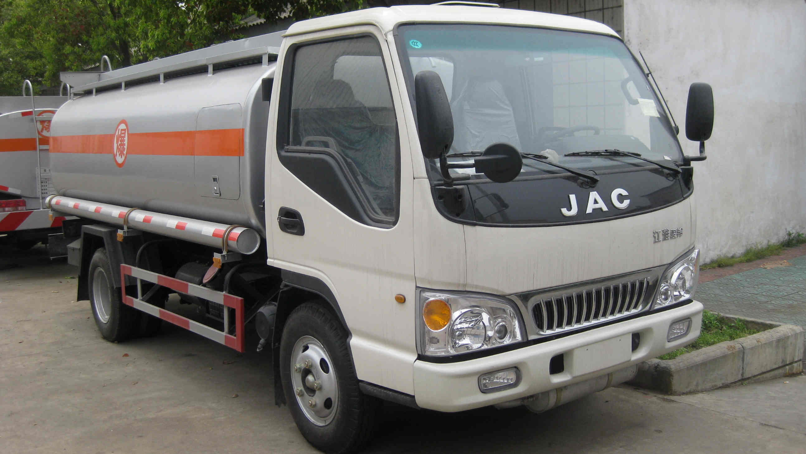 江淮骏玲加油车