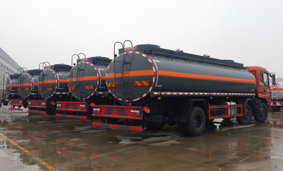  东风特商运油车
