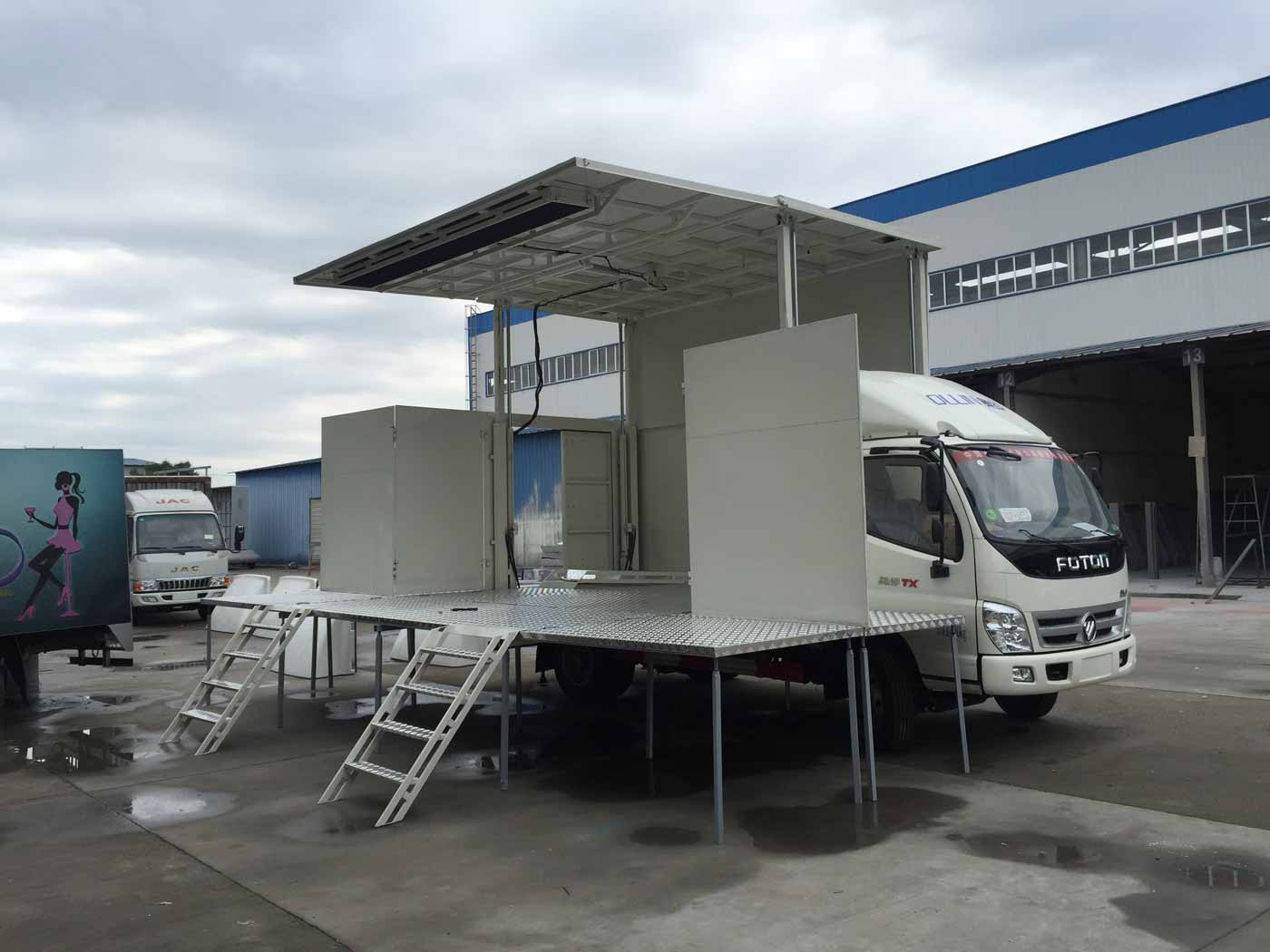  福田奥铃舞台车