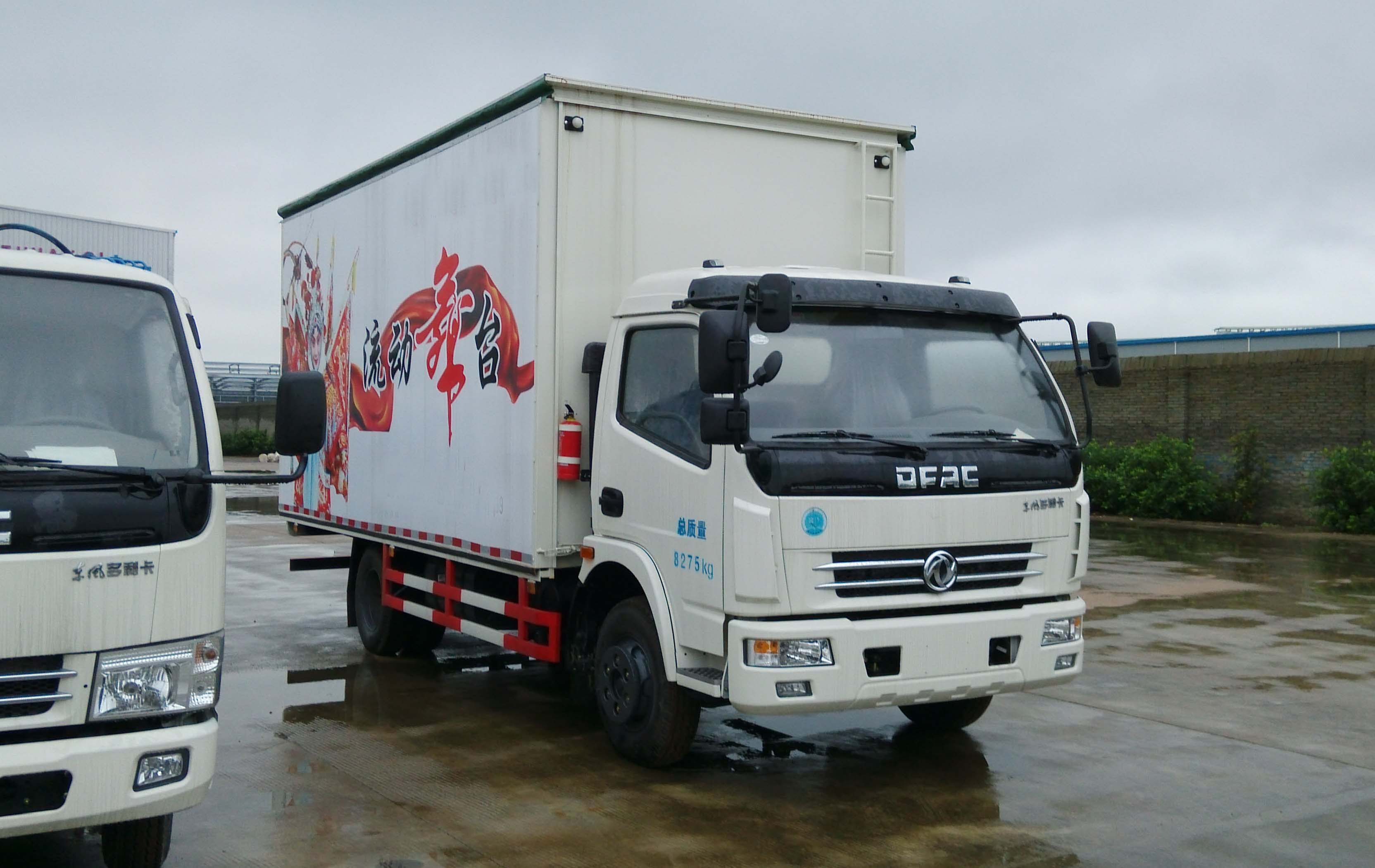 东风多利卡舞台车