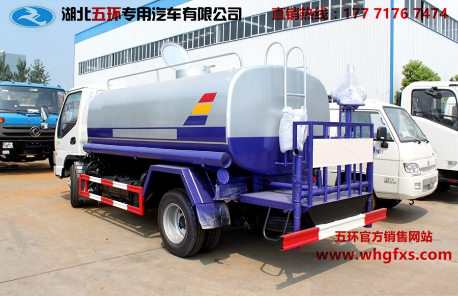 江淮5吨洒水车