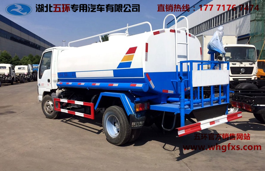  五十铃5吨洒水车