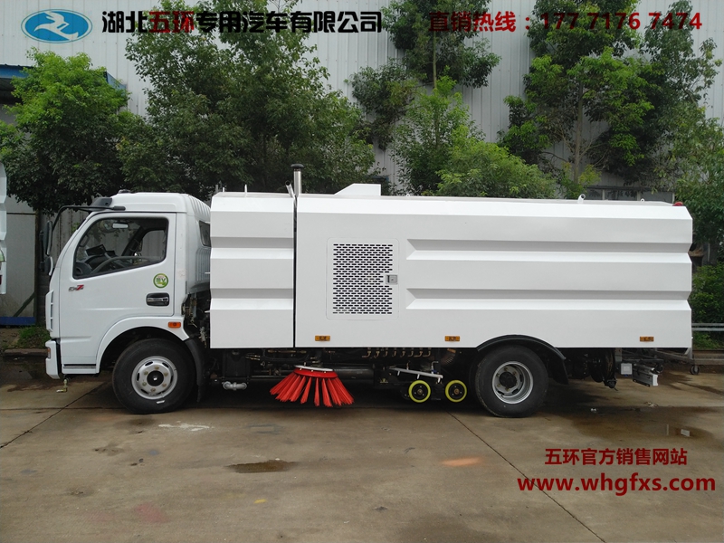  东风不上户洗扫车 4方水箱/4方尘箱