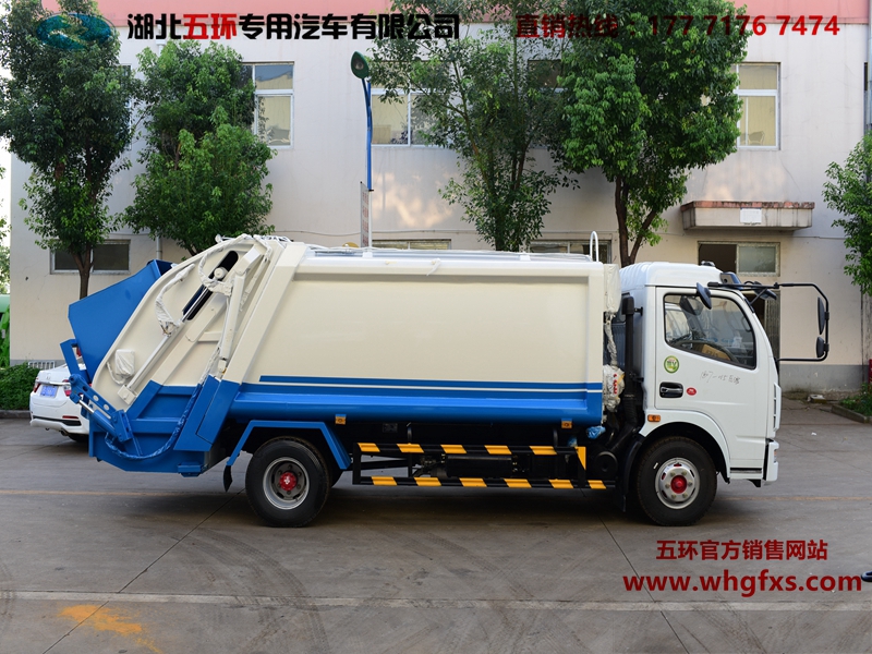 东风大多利卡压缩垃圾车8方
