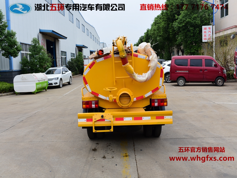  福田小卡3方吸粪车