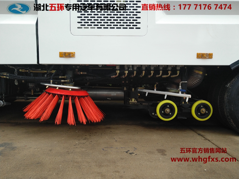 东风多利卡洗扫车