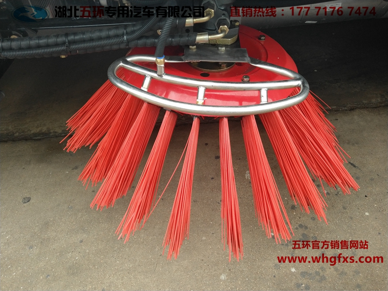 东风多利卡洗扫车